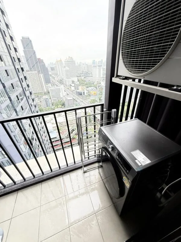 Property photos for Nue District R9