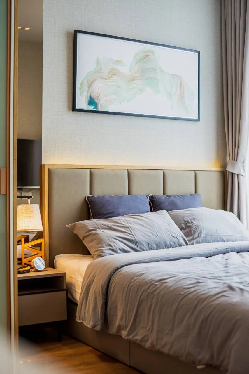 Property photos for Noble BE 33