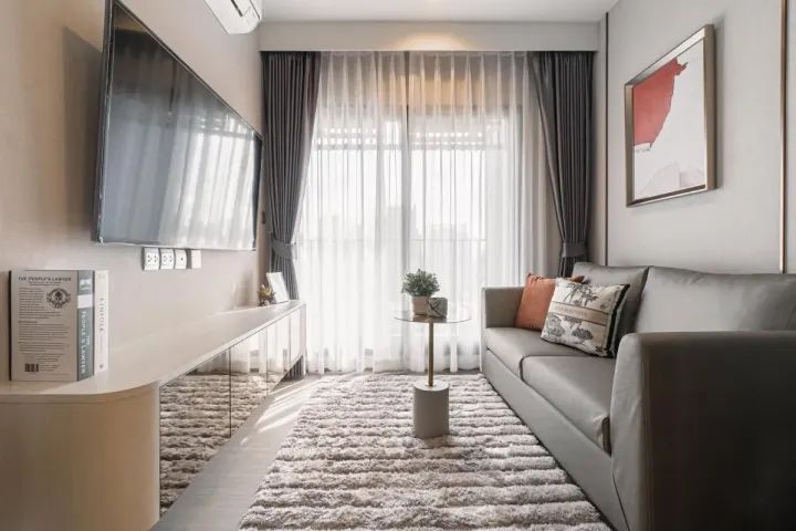 Property photos for Life Asoke Hype