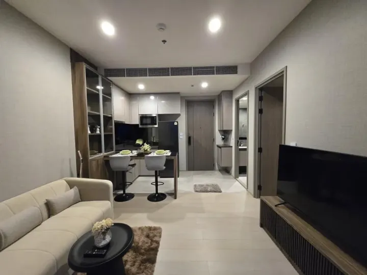Property photos for The Extro Phayathai-rangnam