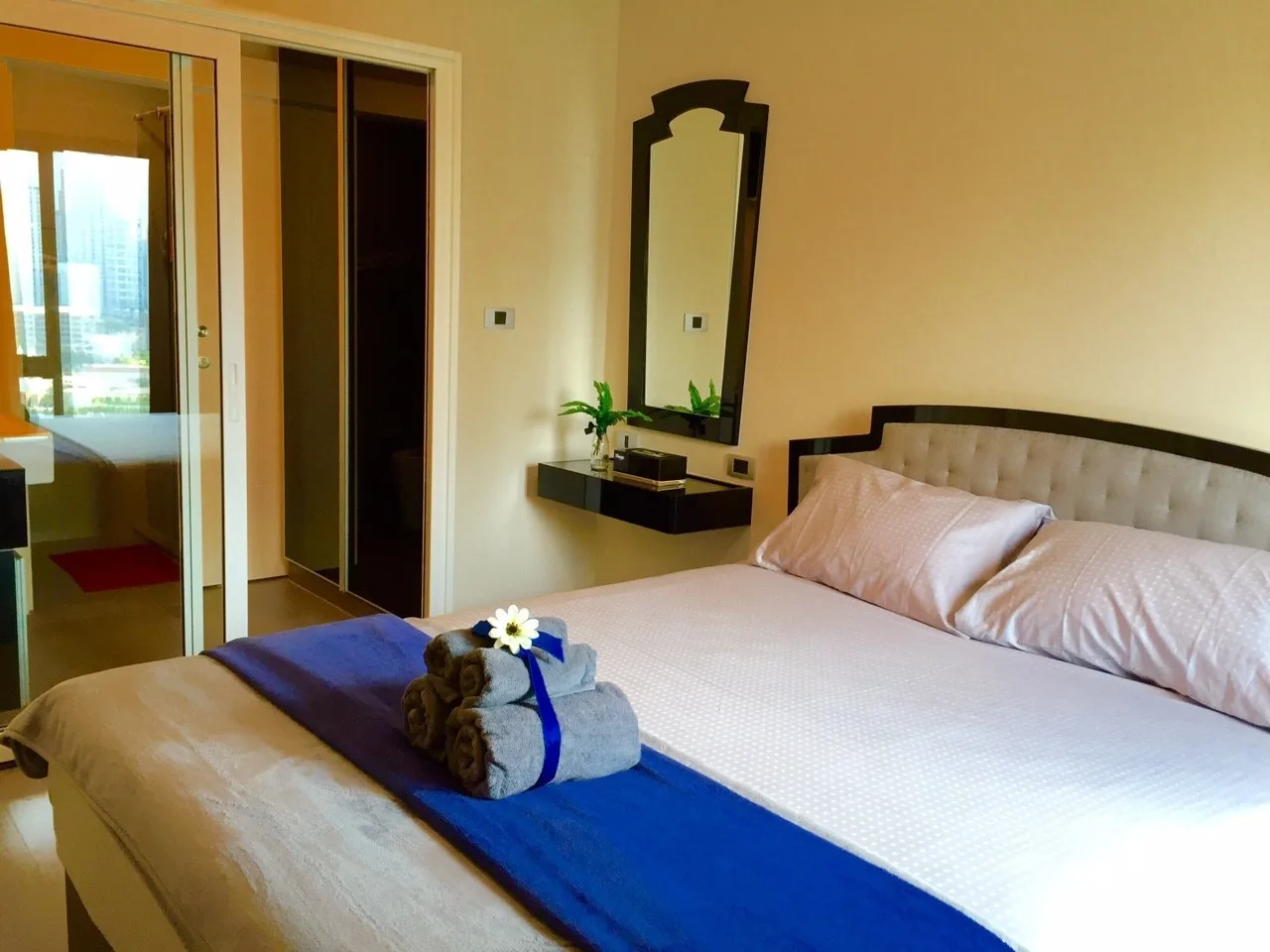 Property photos for The Crest Sukhumvit 34