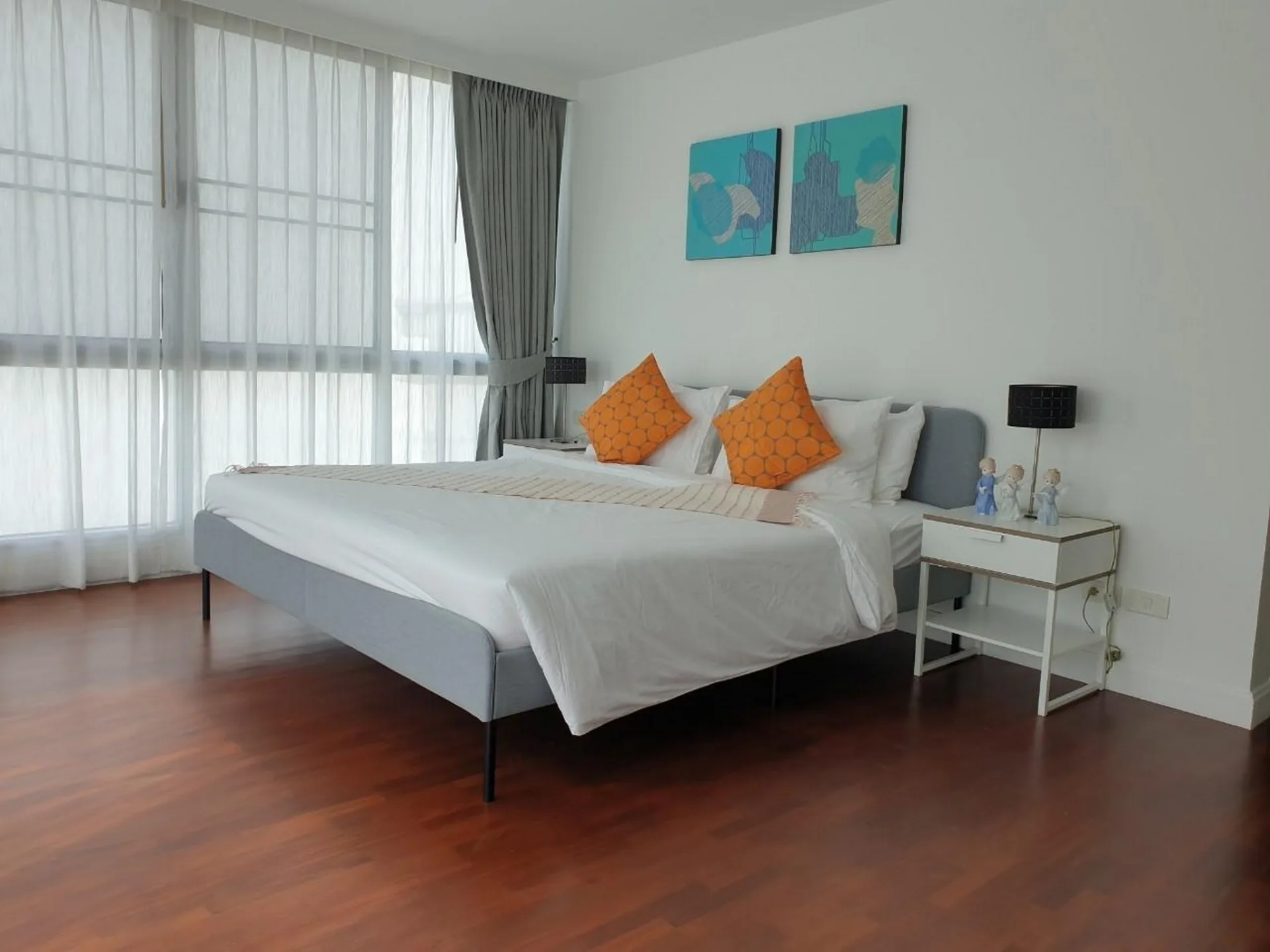 Property photos for Sathorn Gallery Residences
