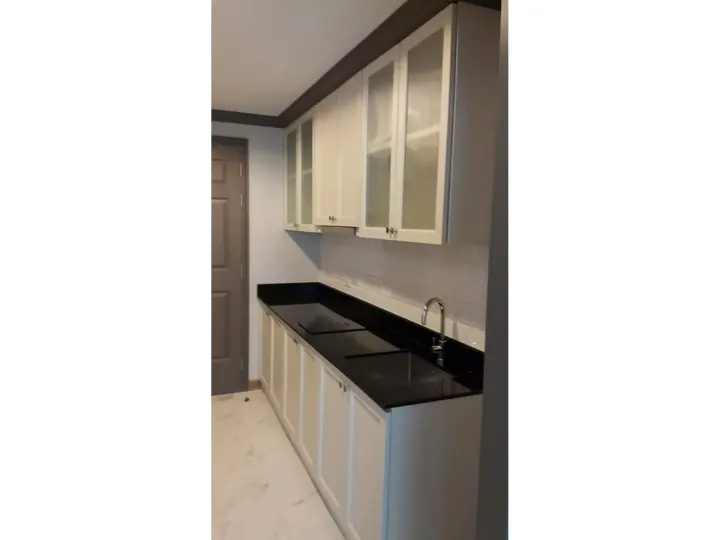 Property photos for The Reserve - Kasemsan 3