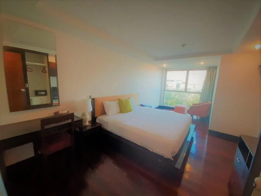 Property photos for Nice Residence Ekkamai 14