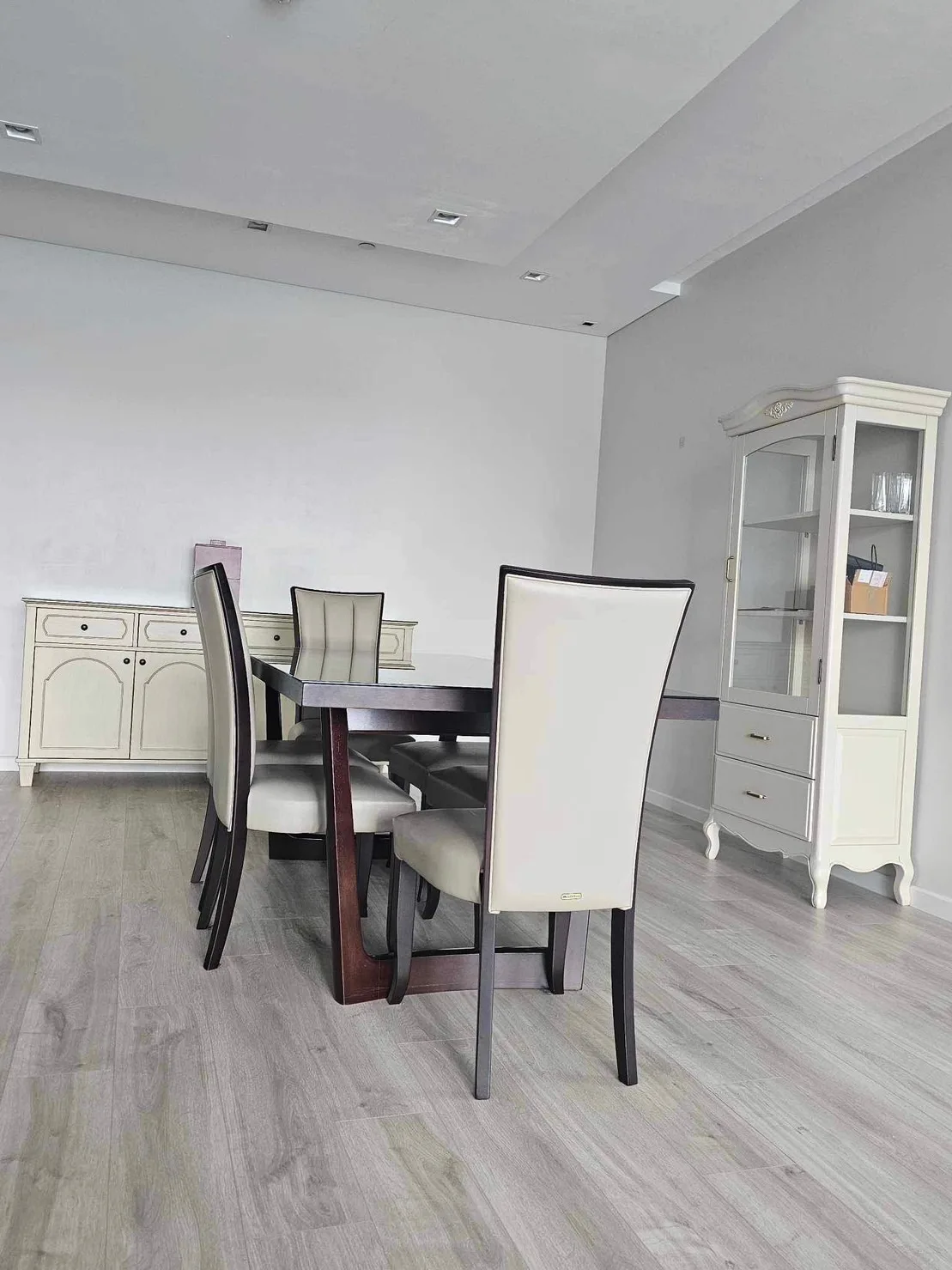 Property photos for The Park Chidlom