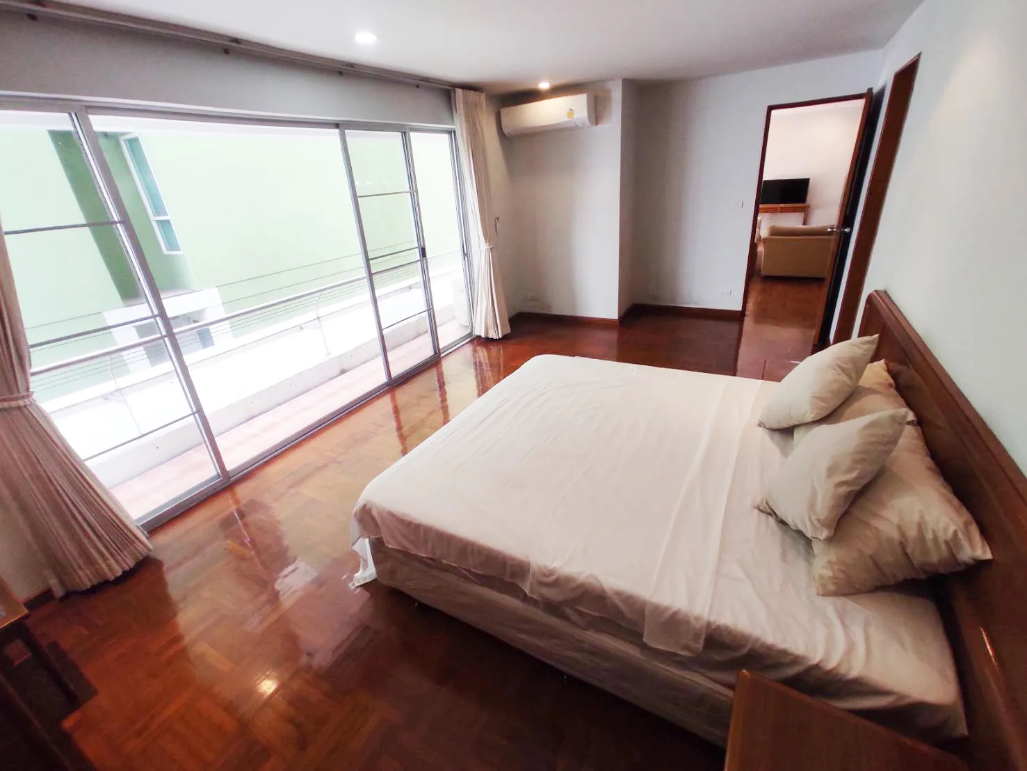 Property photos for Ma Peng Seng Apartment
