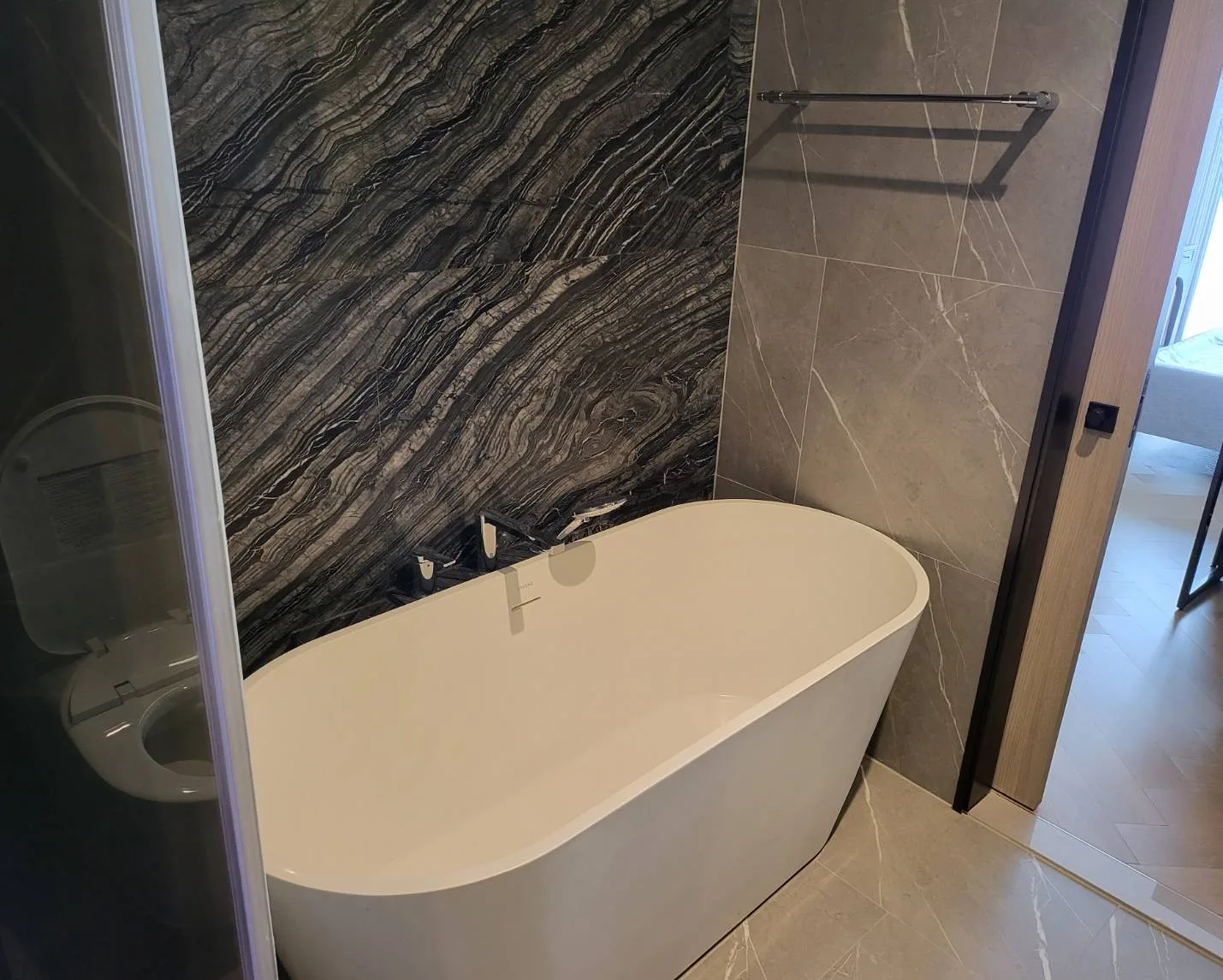 Property photos for The Reserve Sukhumvit 61