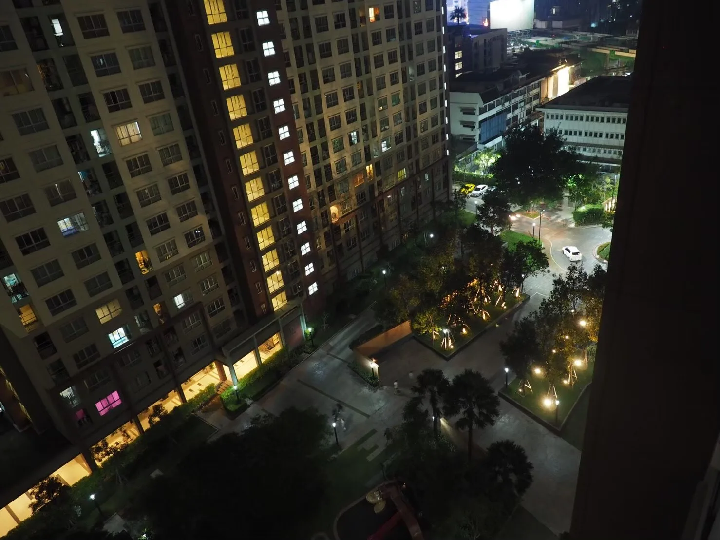 Property photos for Lumpini Place Ratchayothin
