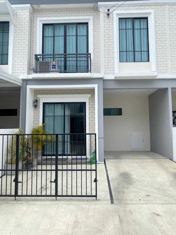 Property photos for Pruksa Ville Krungthep Kreetha-wongwaen