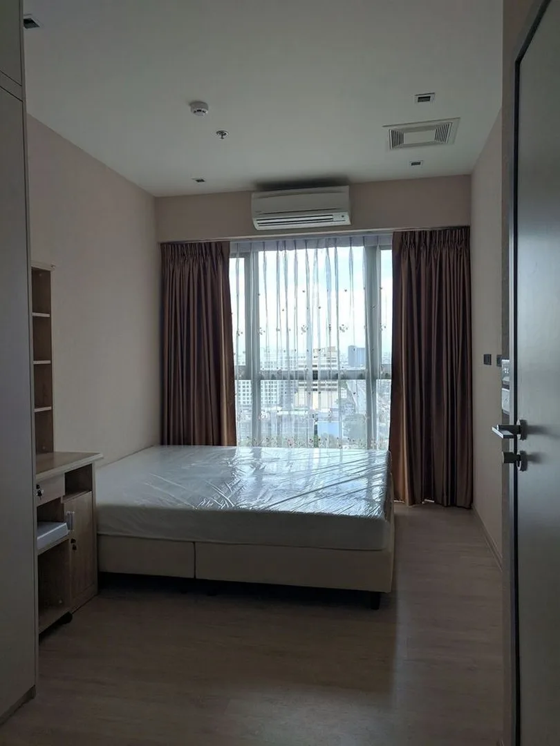 Property photos for Whizdom Station Ratchada - Thapra