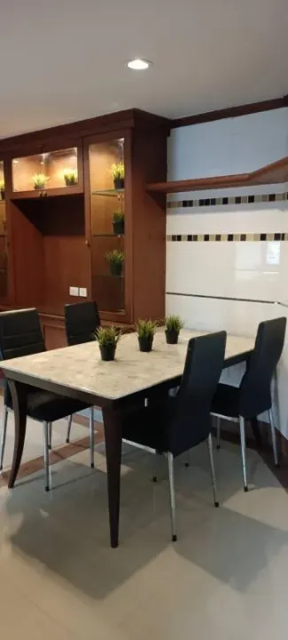 Property photos for Beverly Tower Condo