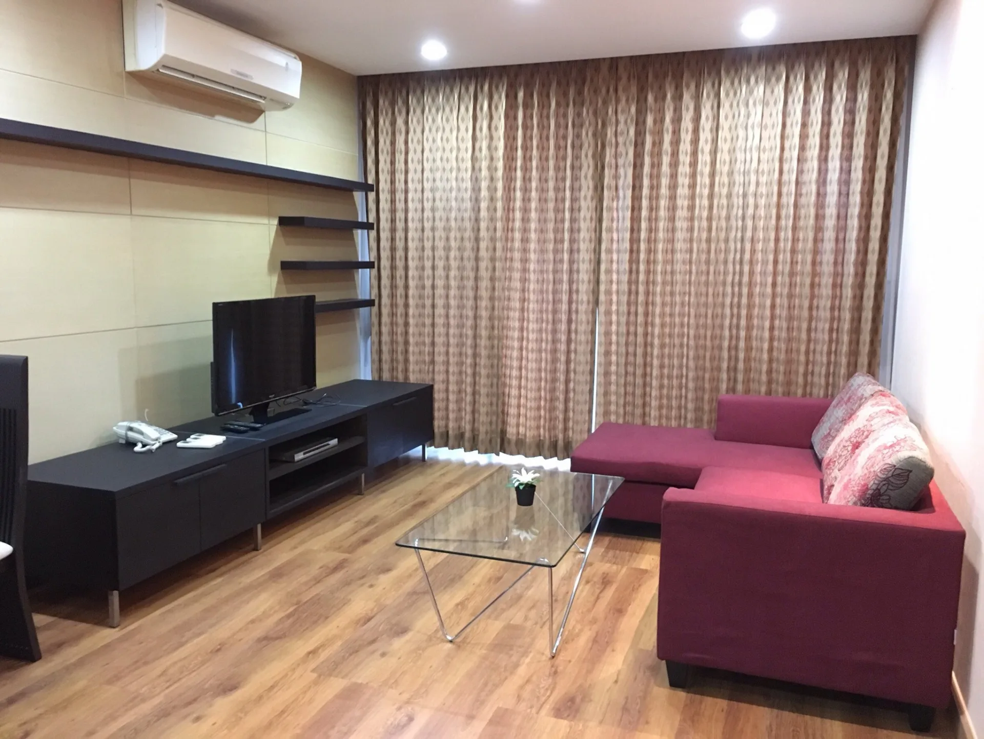 Property photos for Silom Grand Terrace