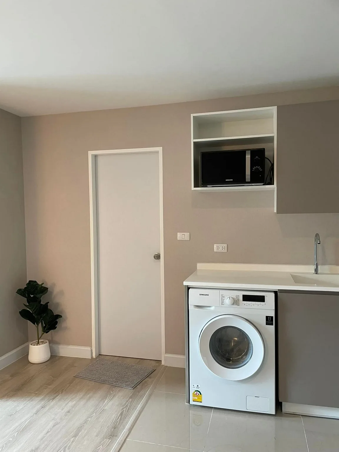 Property photos for Metro Luxe Ratchada