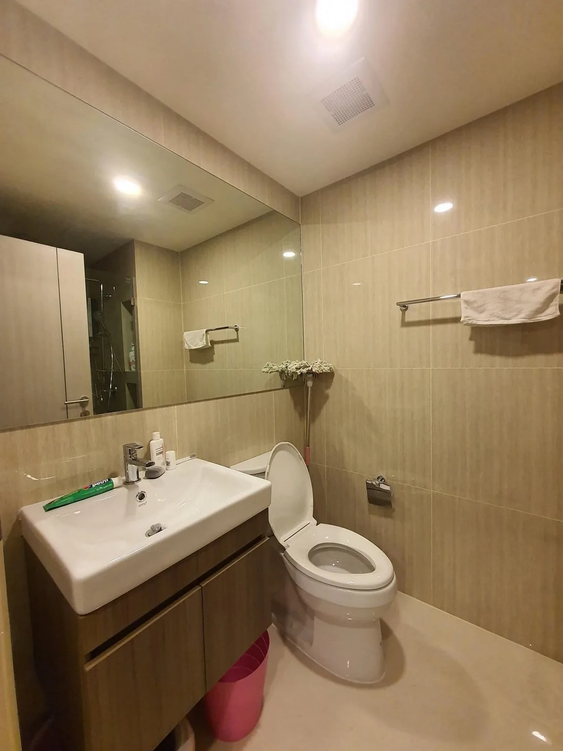 Property photos for Ikon Sukhumvit 77