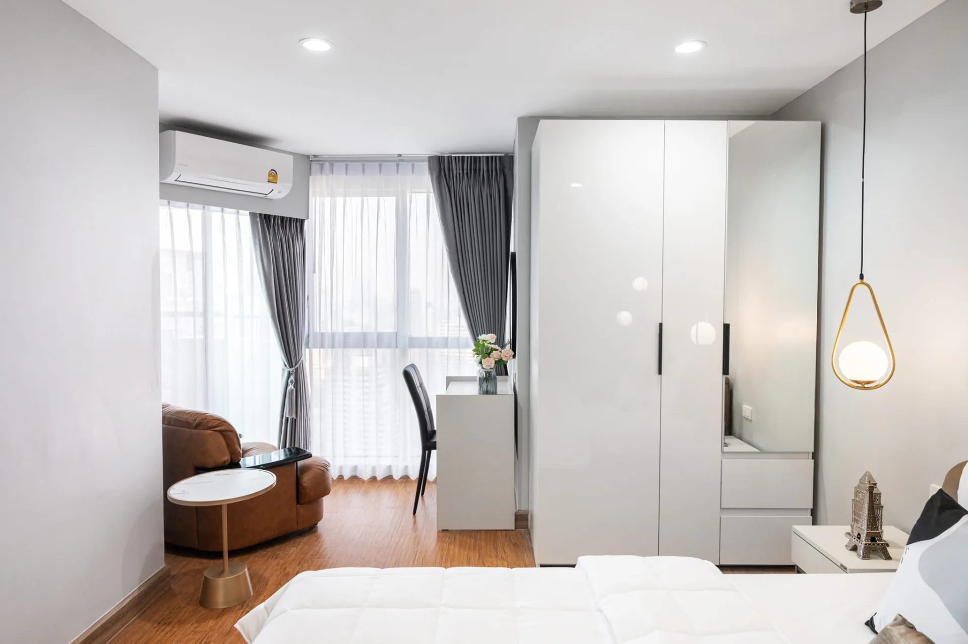 Property photos for The Waterford Diamond