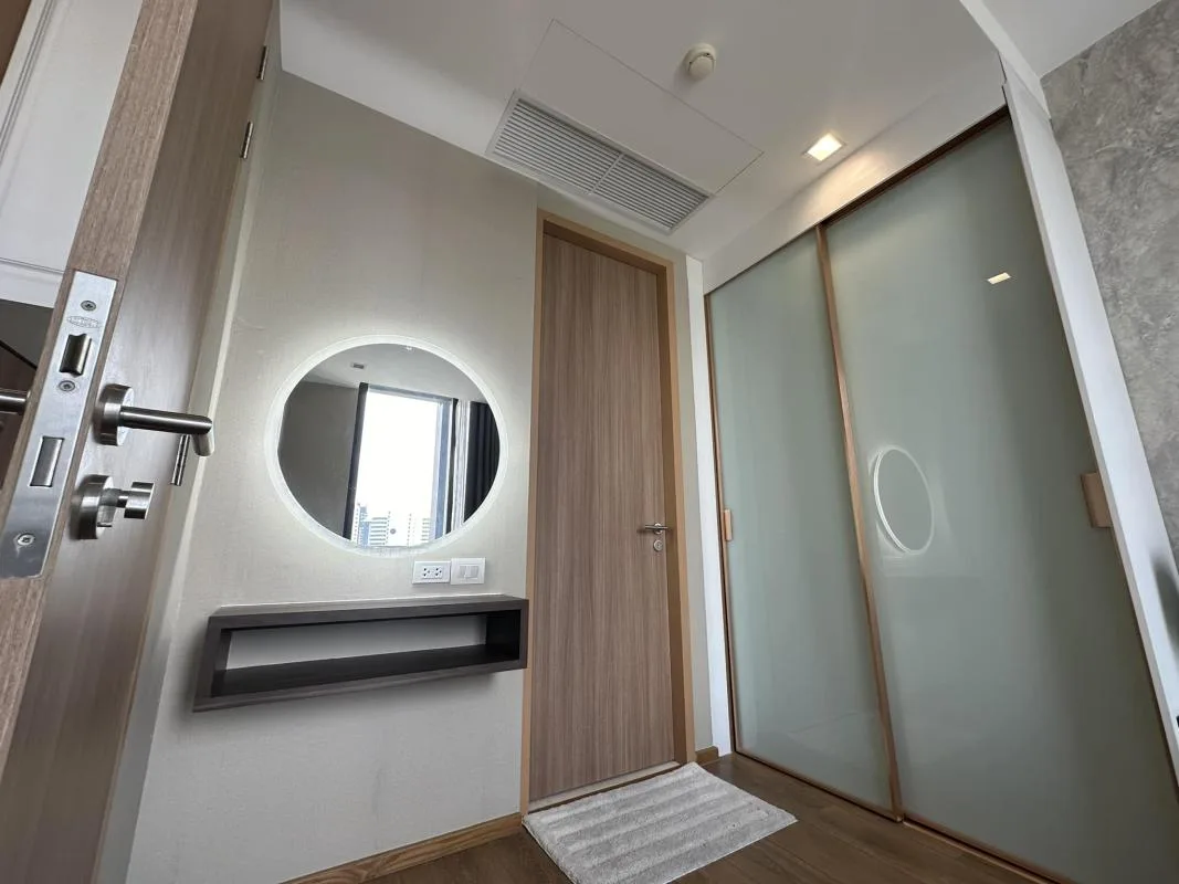 Property photos for Noble BE 33