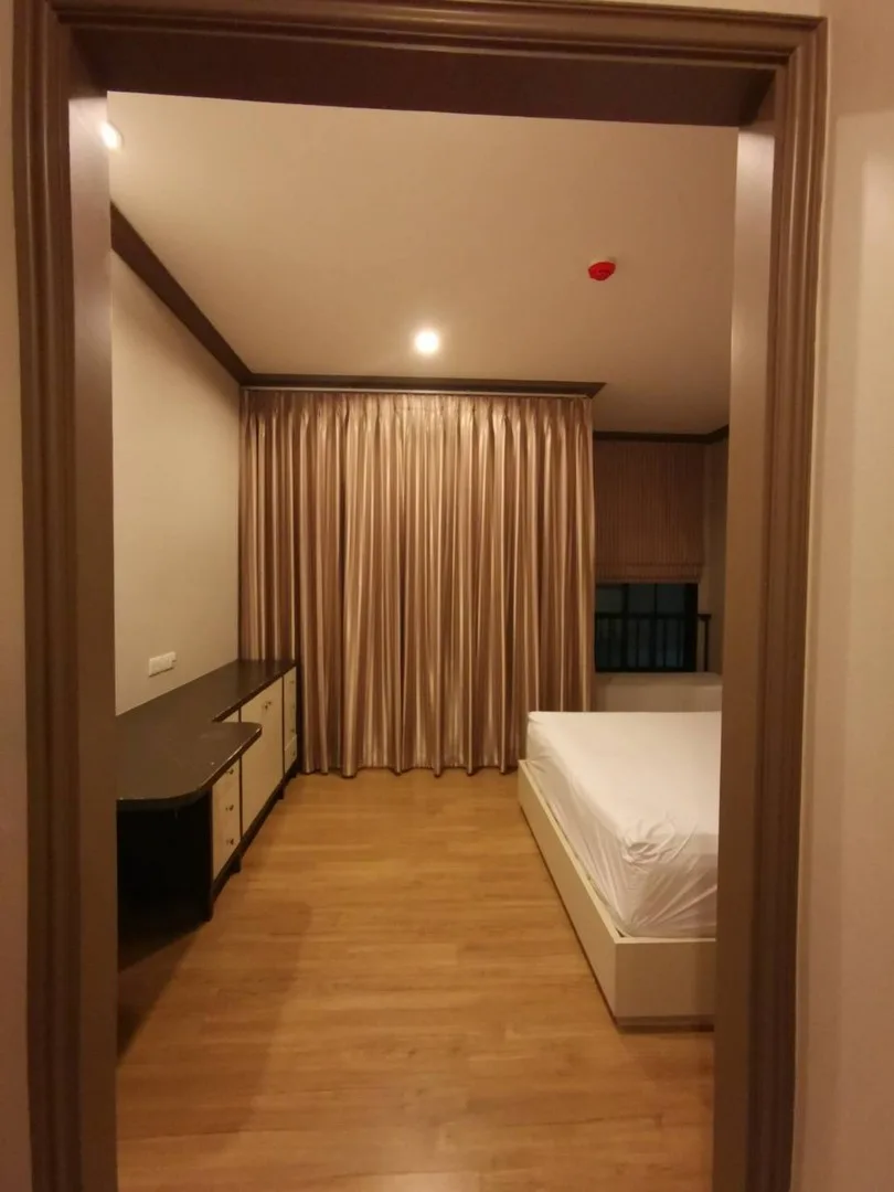 Property photos for The Reserve - Kasemsan 3