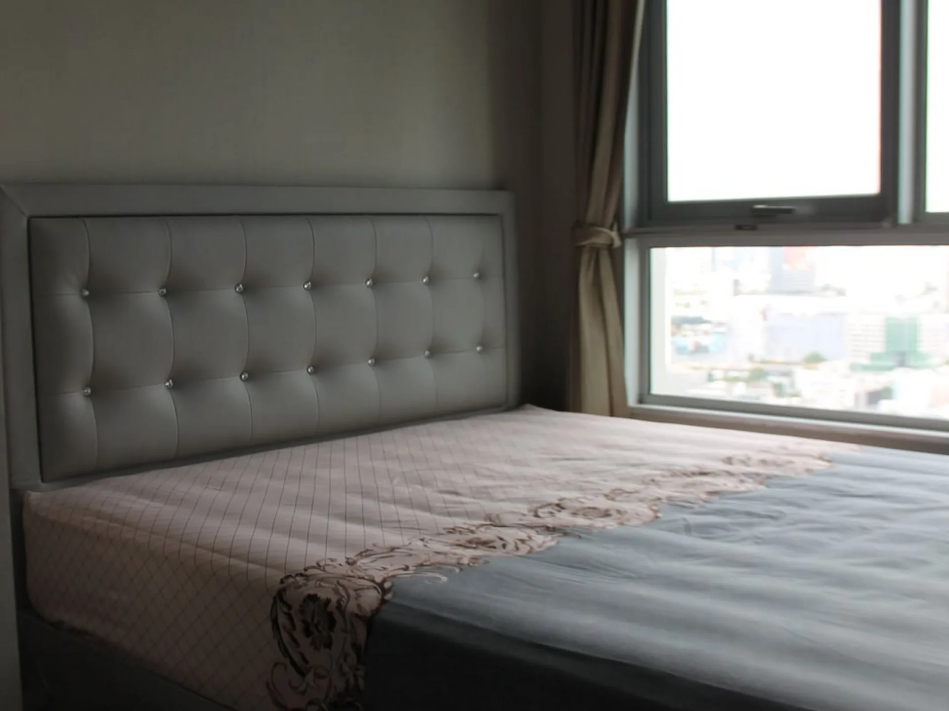 Property photos for Belle Grand Rama 9