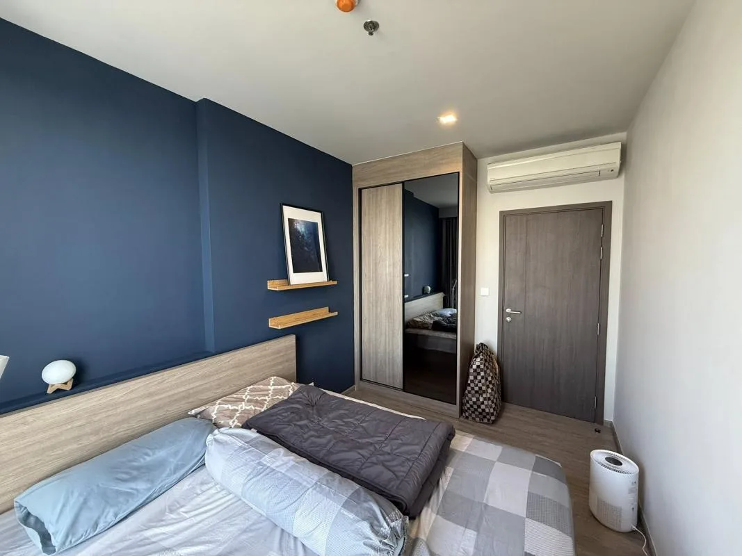 Property photos for The Line Wongsawang