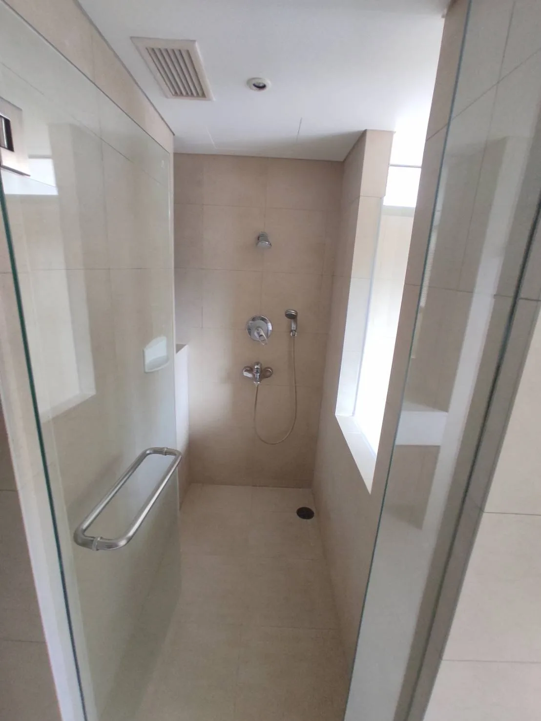 Property photos for Ruamrudee House