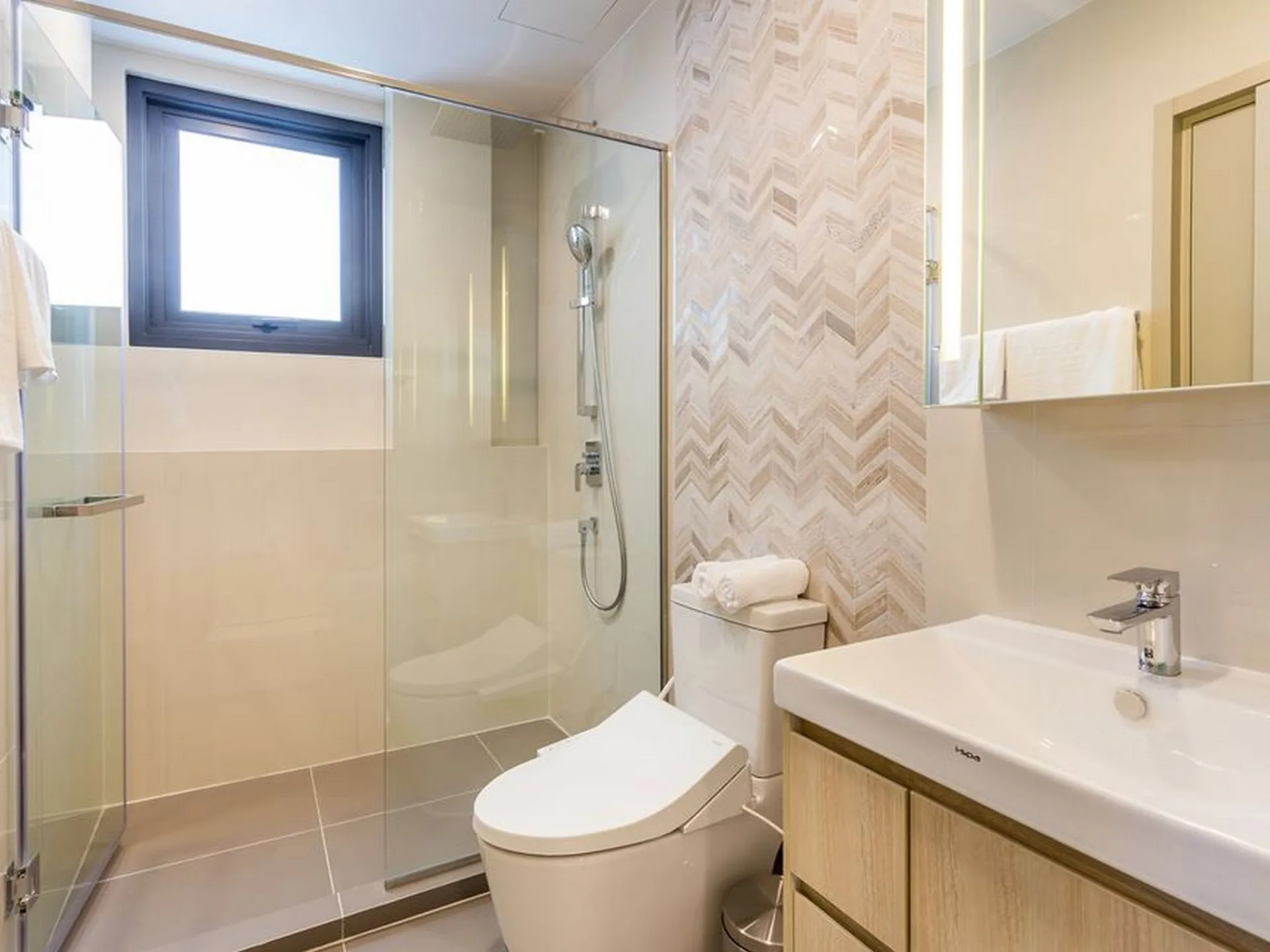 Property photos for OKA HAUS Sukhumvit 36