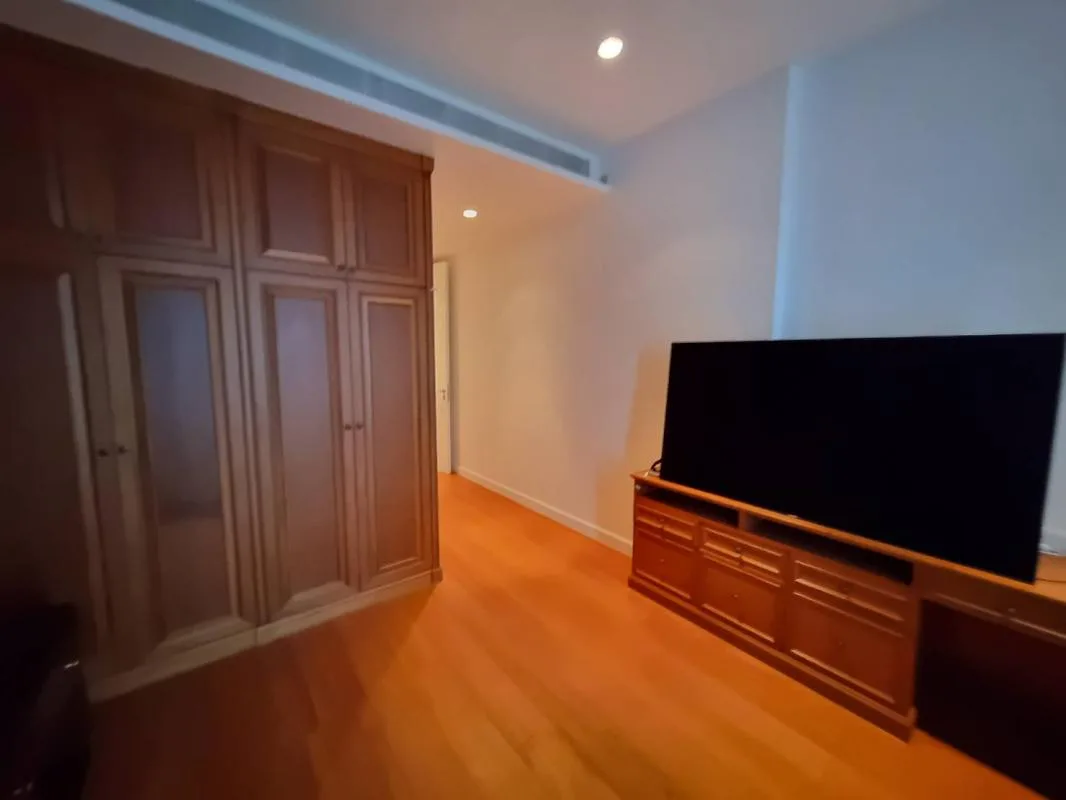 Property photos for 185 Rajadamri