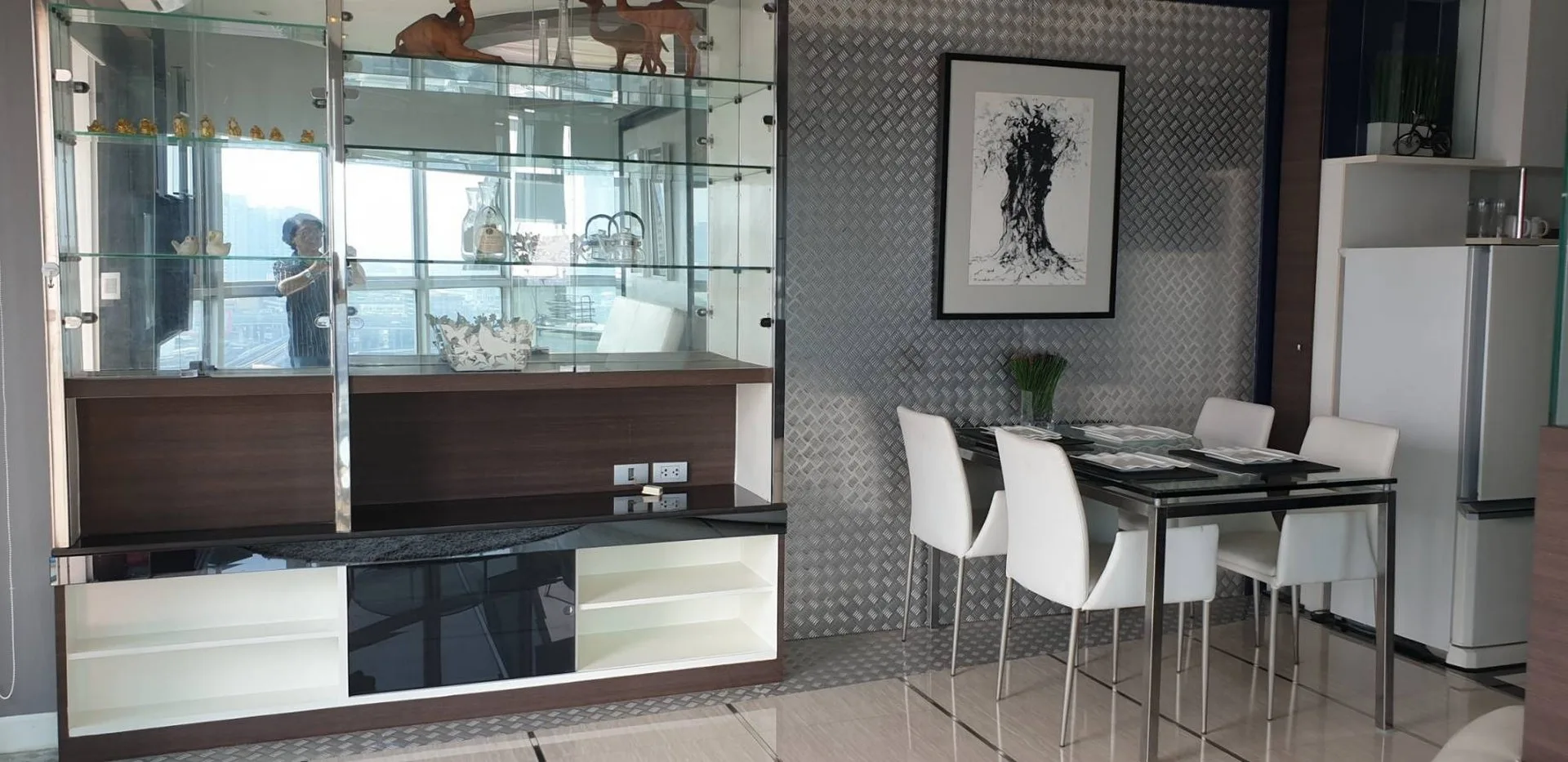 Property photos for Sky Walk Condominium