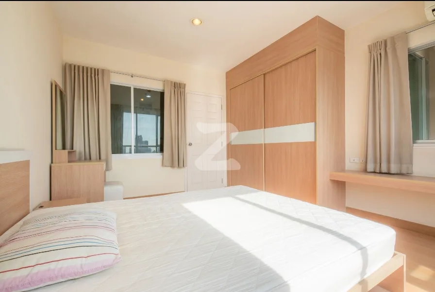 Property photos for Life Sukhumvit 65