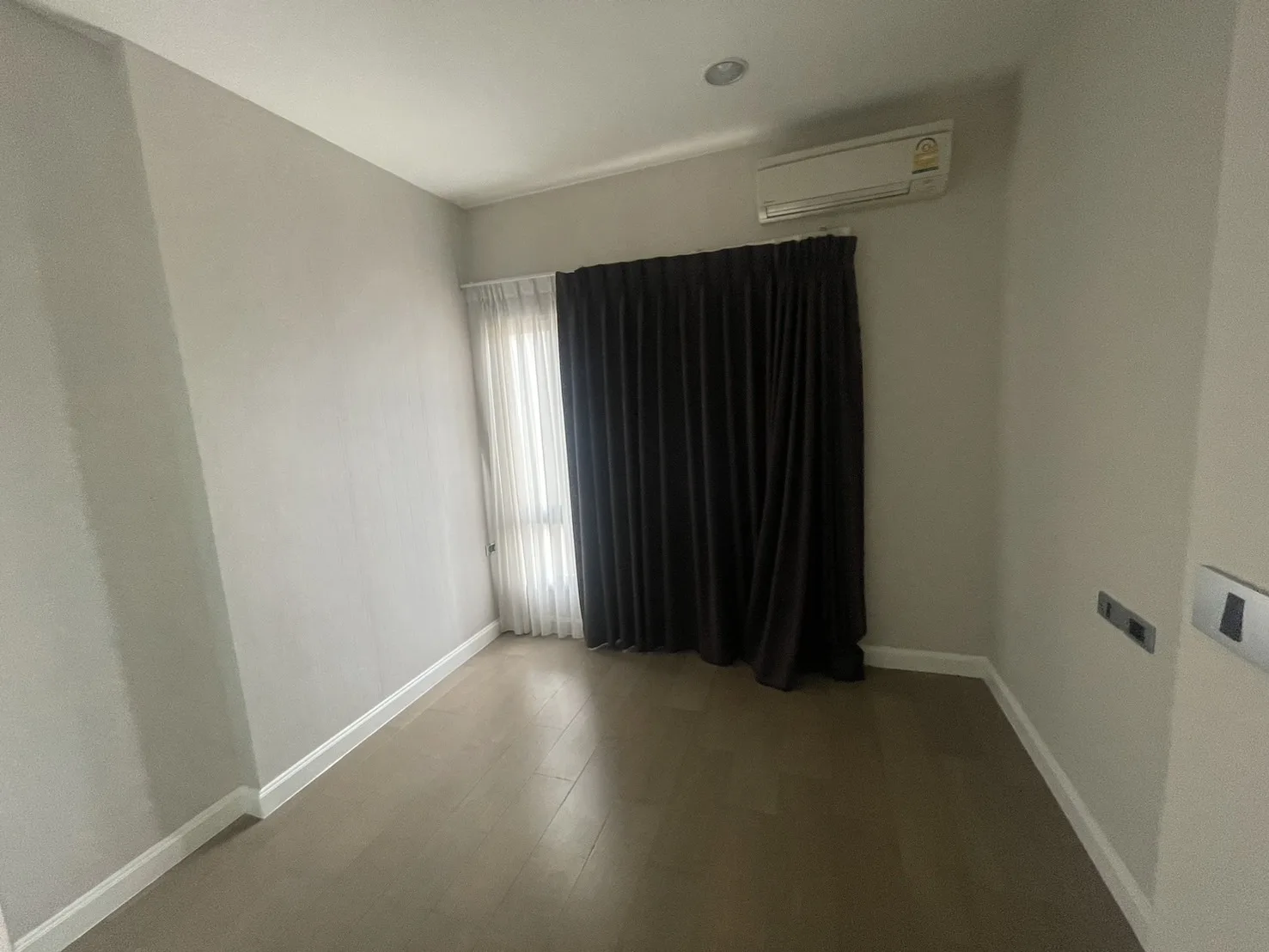 Property photos for The Crest Sukhumvit 34