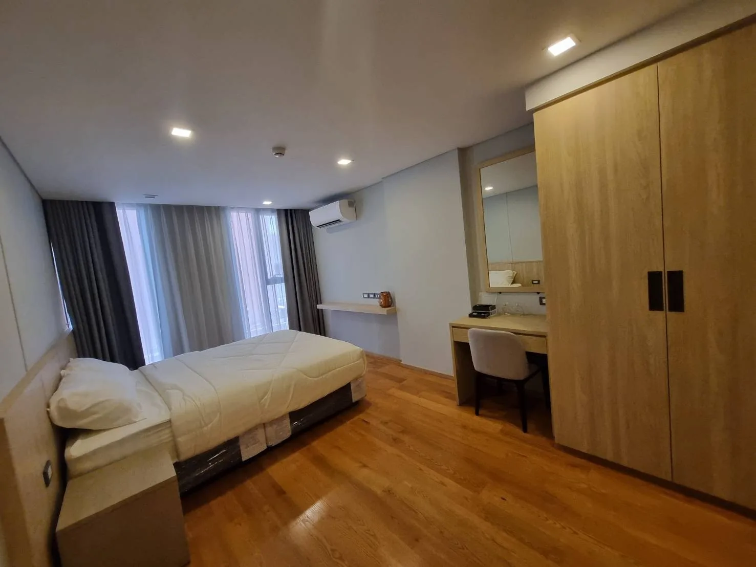 Property photos for Piya Apartment Sukhumvit 15