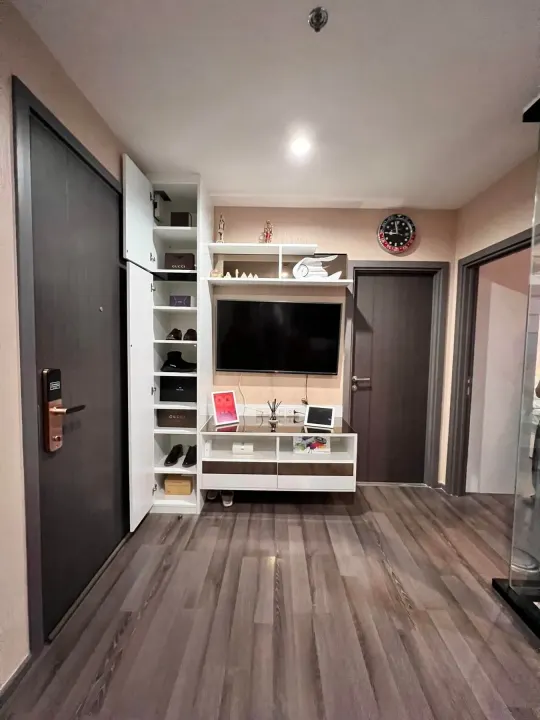 Property photos for The Base Park East Sukhumvit 77