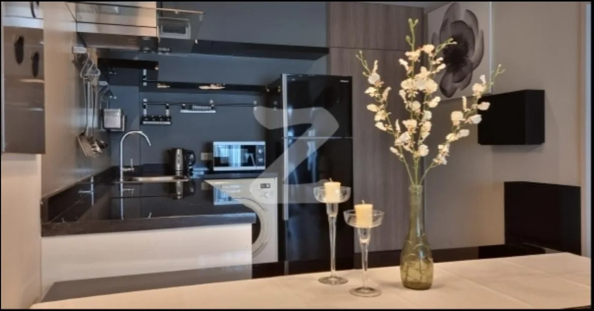 Property photos for Noble Refine
