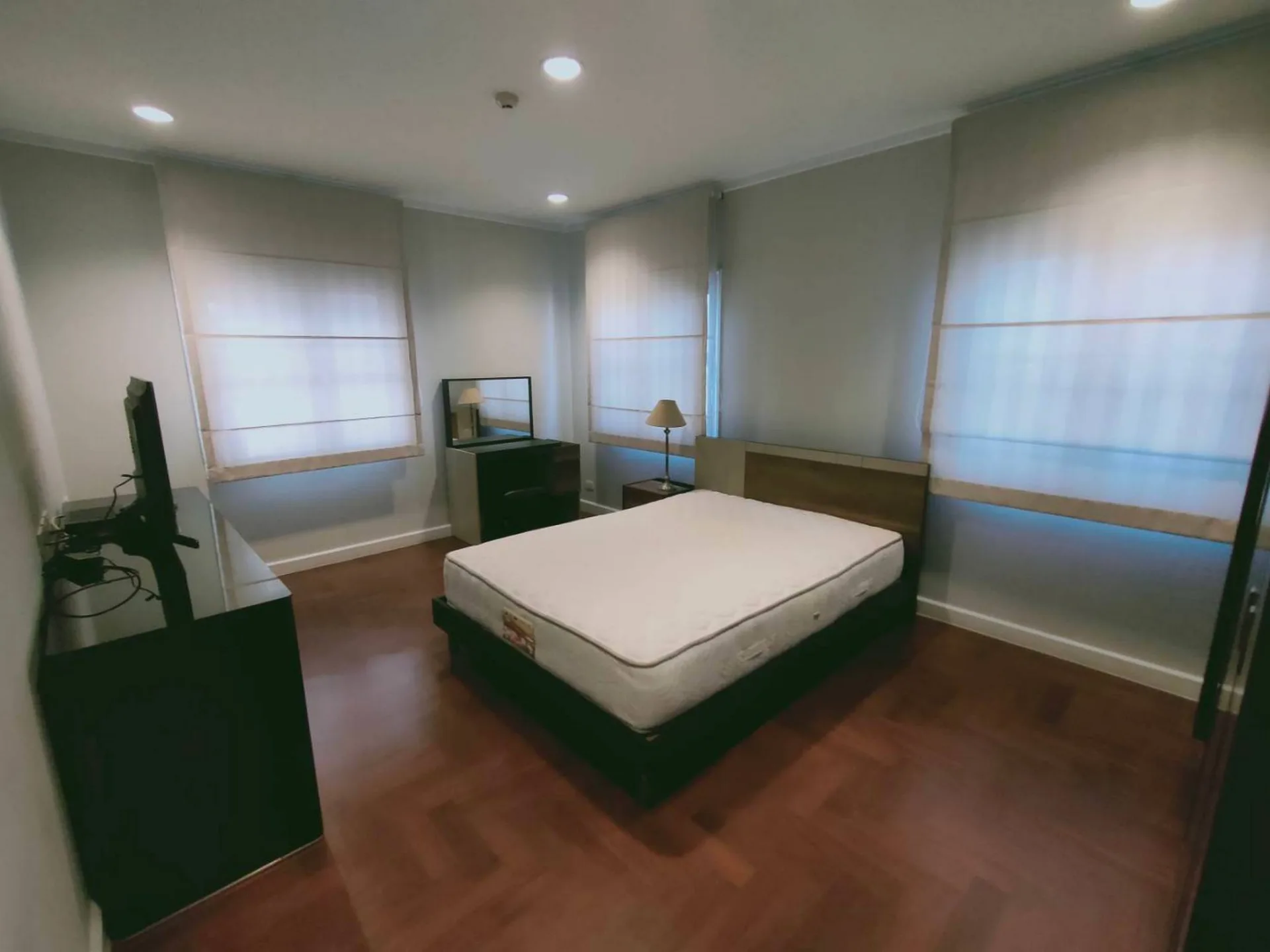 Property photos for Tonson Court