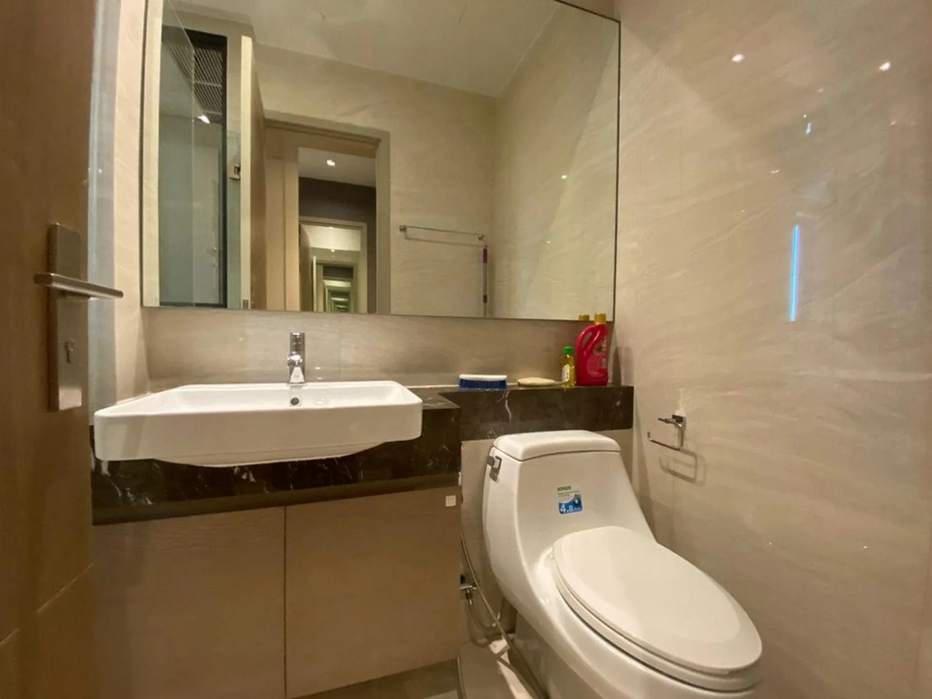 Property photos for Ashton Silom