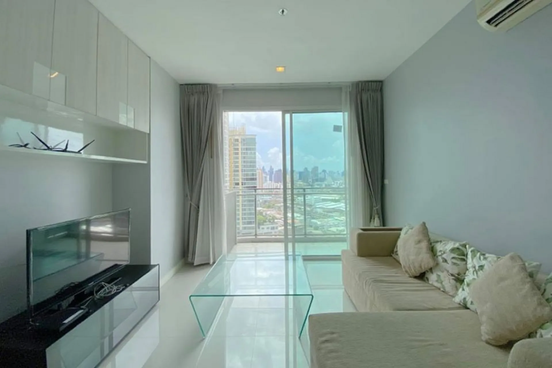 Property photos for The Bloom Sukhumvit 71