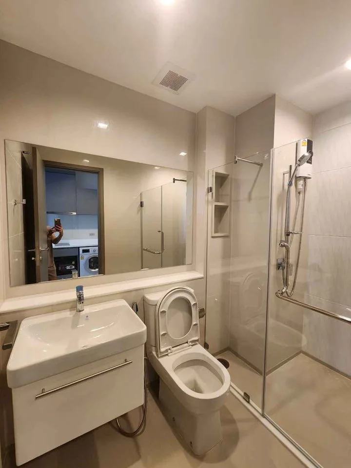 Property photos for Life Asoke Hype