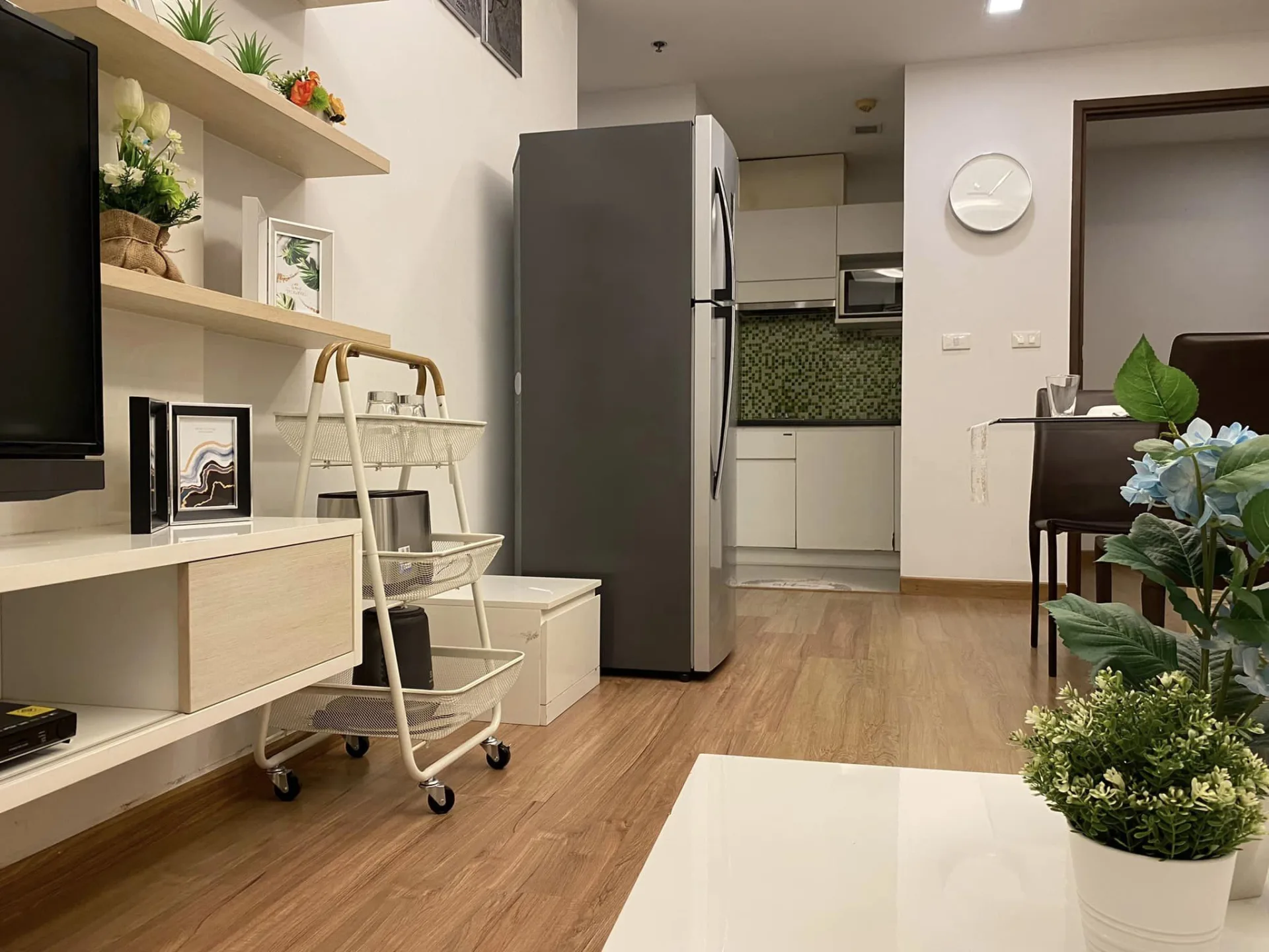 Property photos for Thru Thonglor
