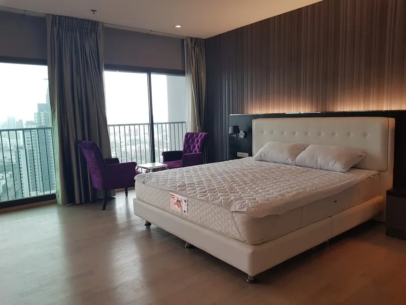 Property photos for Noble Remix