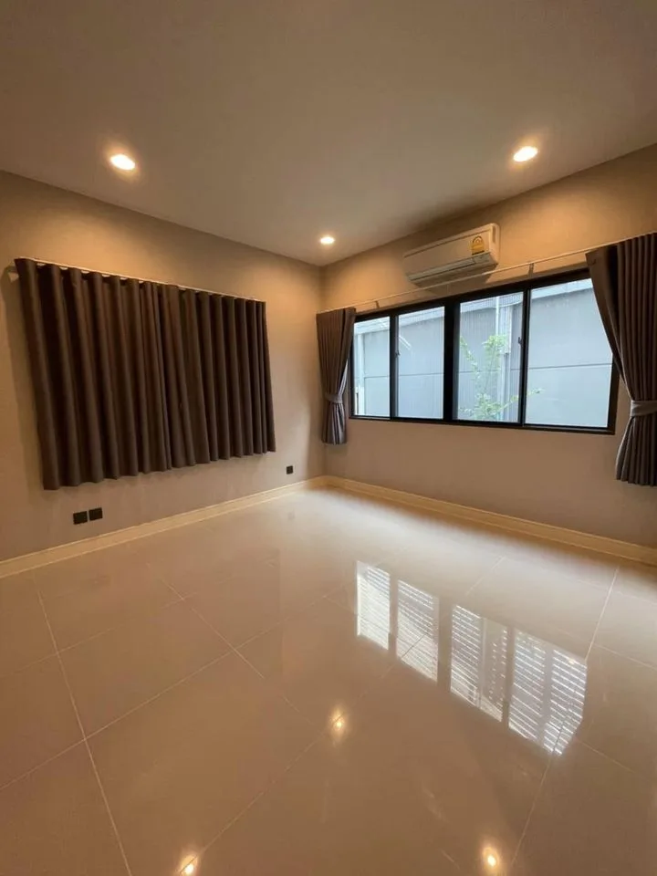 Property photos for Setthasiri Krungthep Kreetha 2