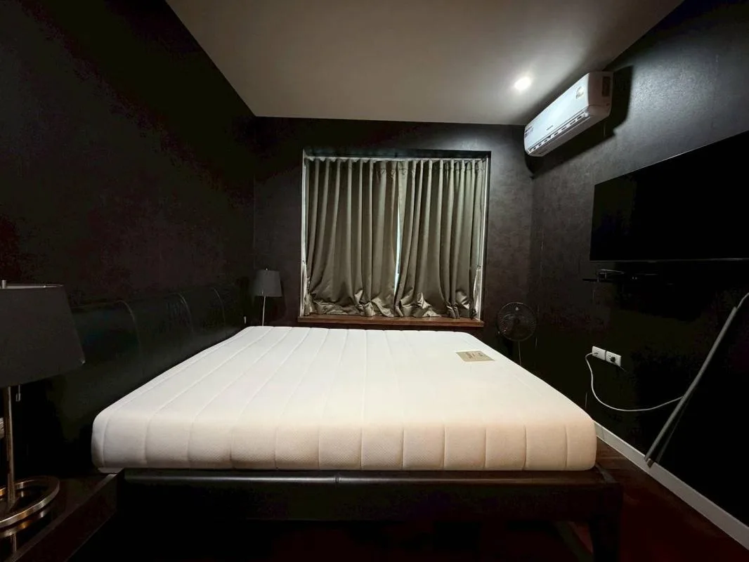Property photos for Circle Condominium