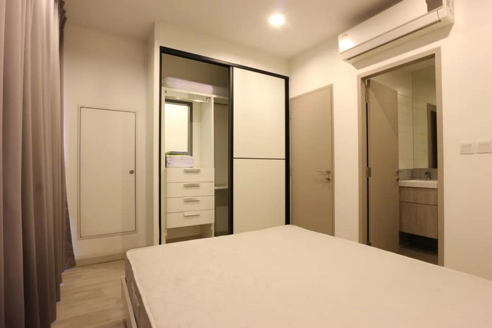 Property photos for Ideo Mobi Sukhumvit 81