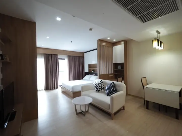 Property photos for Noble Remix