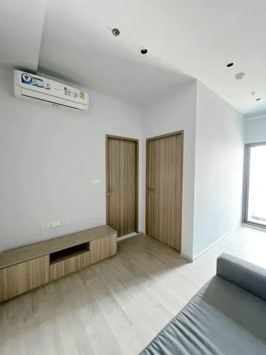 Property photos for Altitude Unicorn Sathorn - Tha Phra