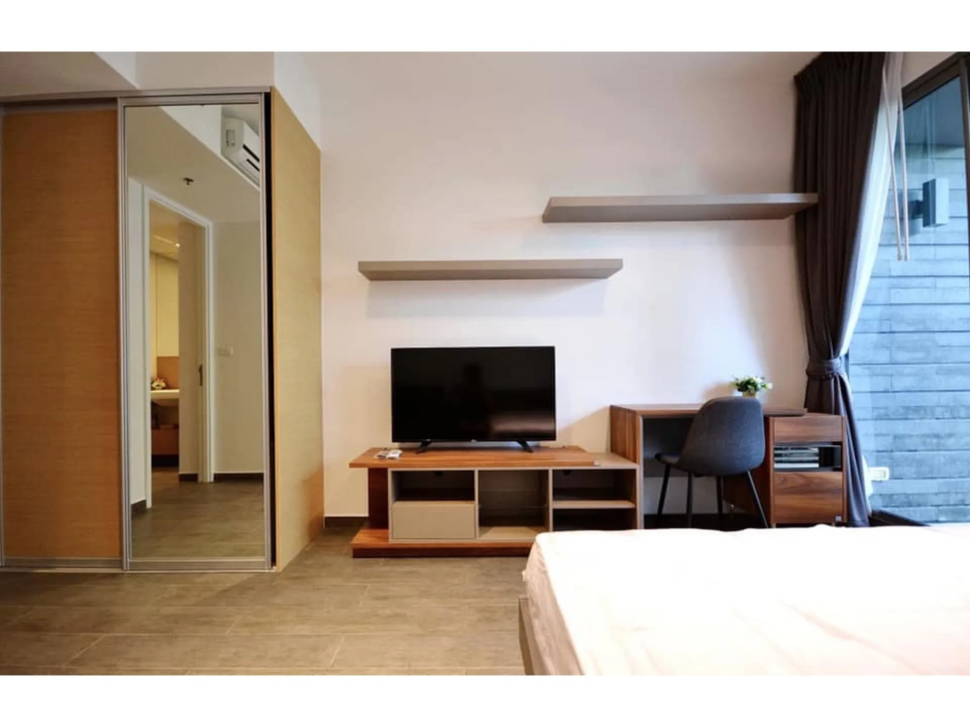 Property photos for The Lofts Ekkamai