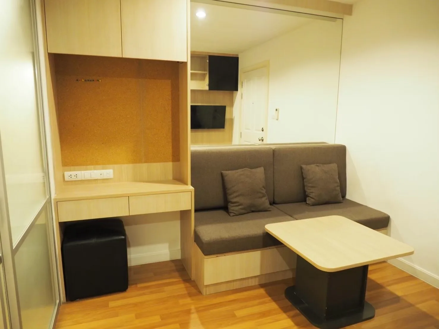 Property photos for Lumpini Place Ratchayothin