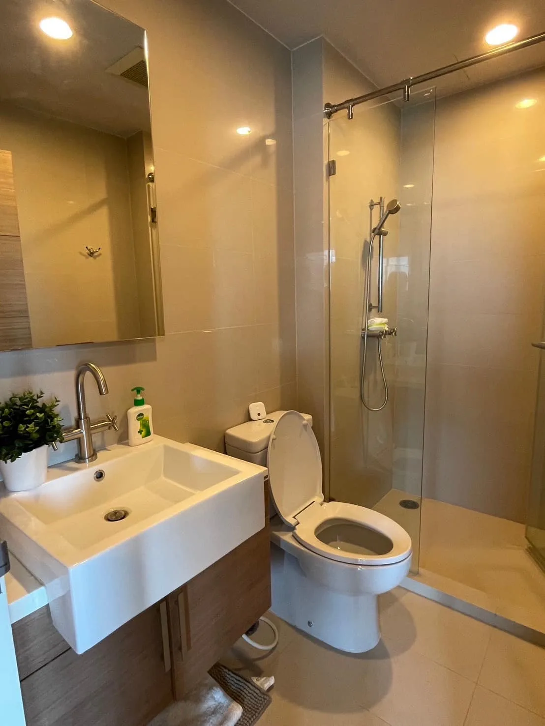 Property photos for Hive Taksin