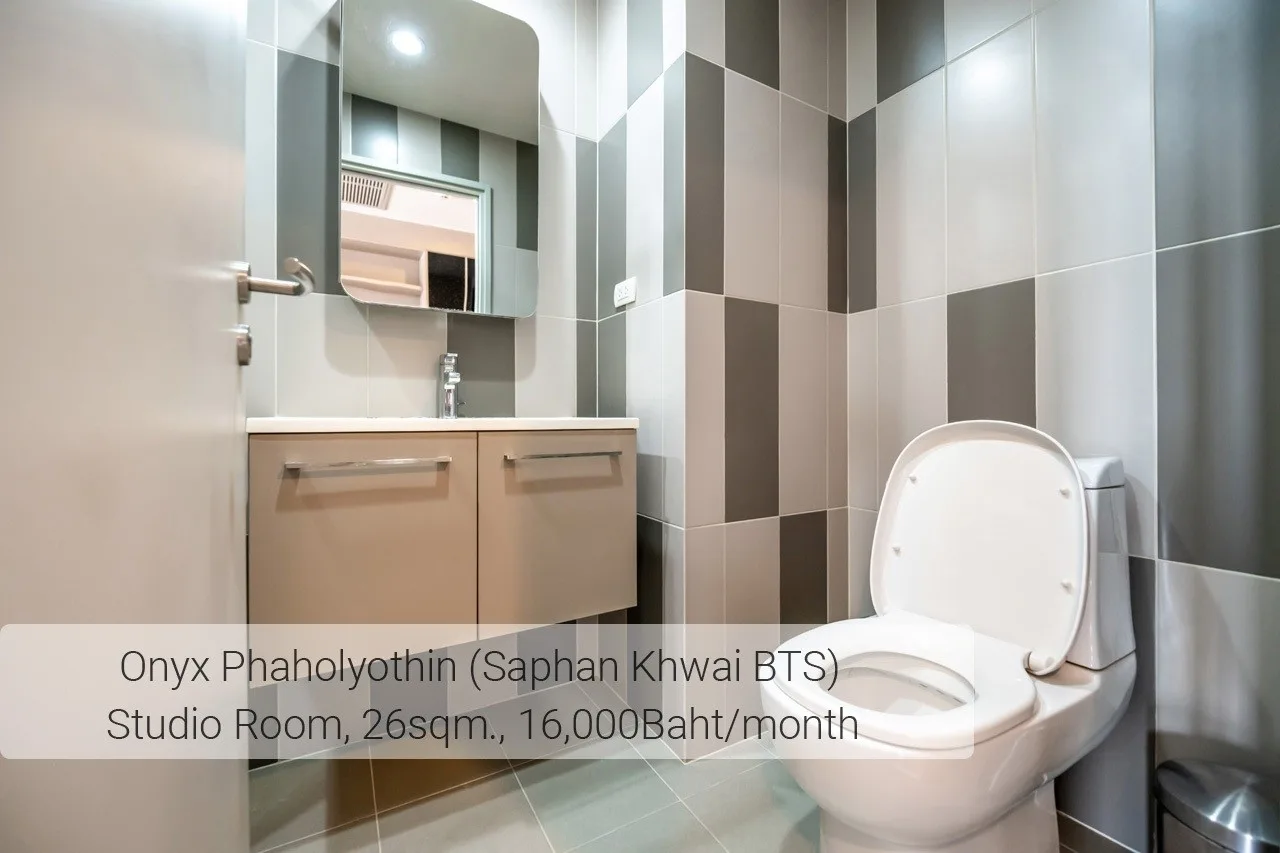 Property photos for Onyx Phaholyothin