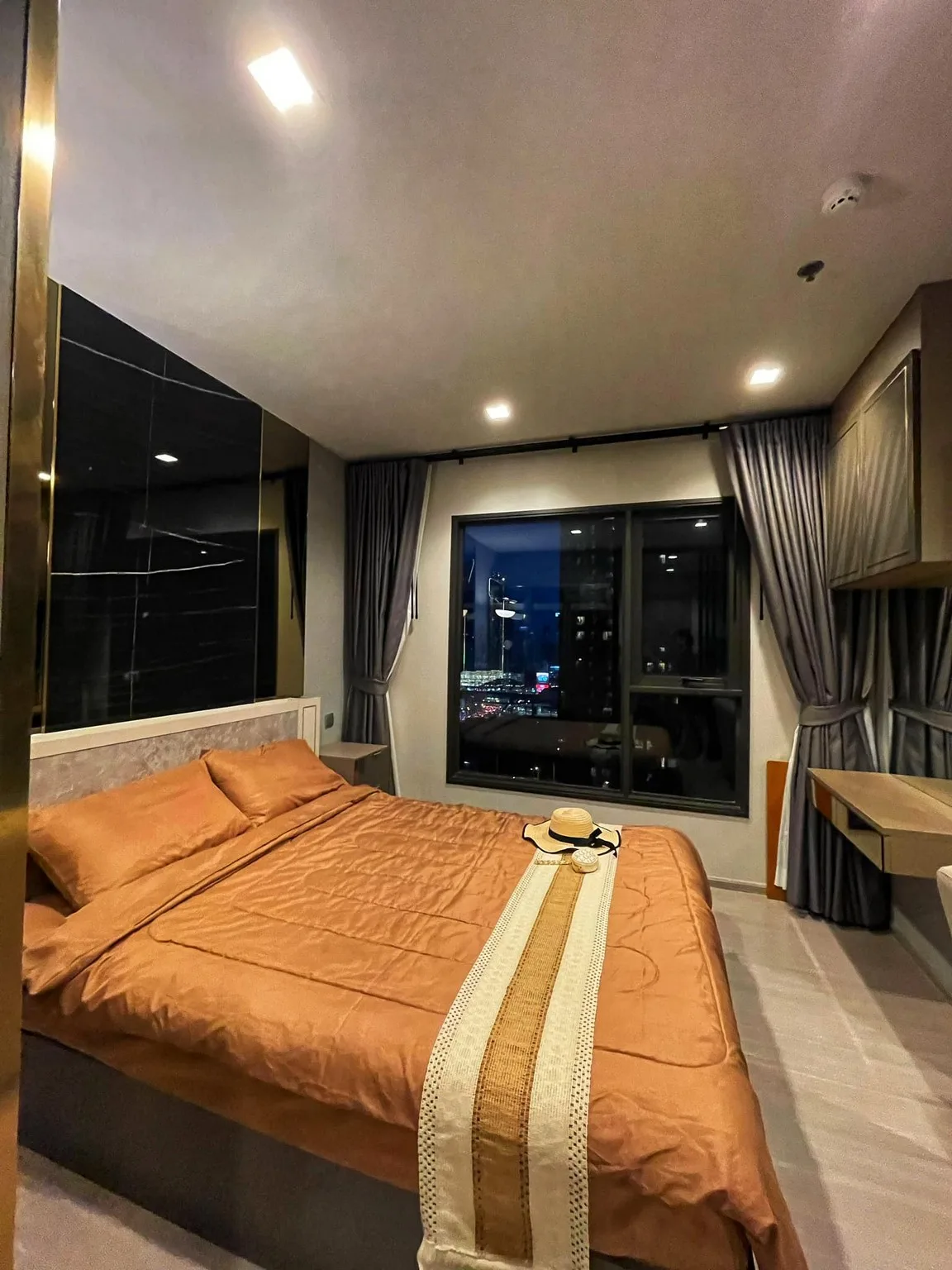 Property photos for LIFE Asoke - Rama 9