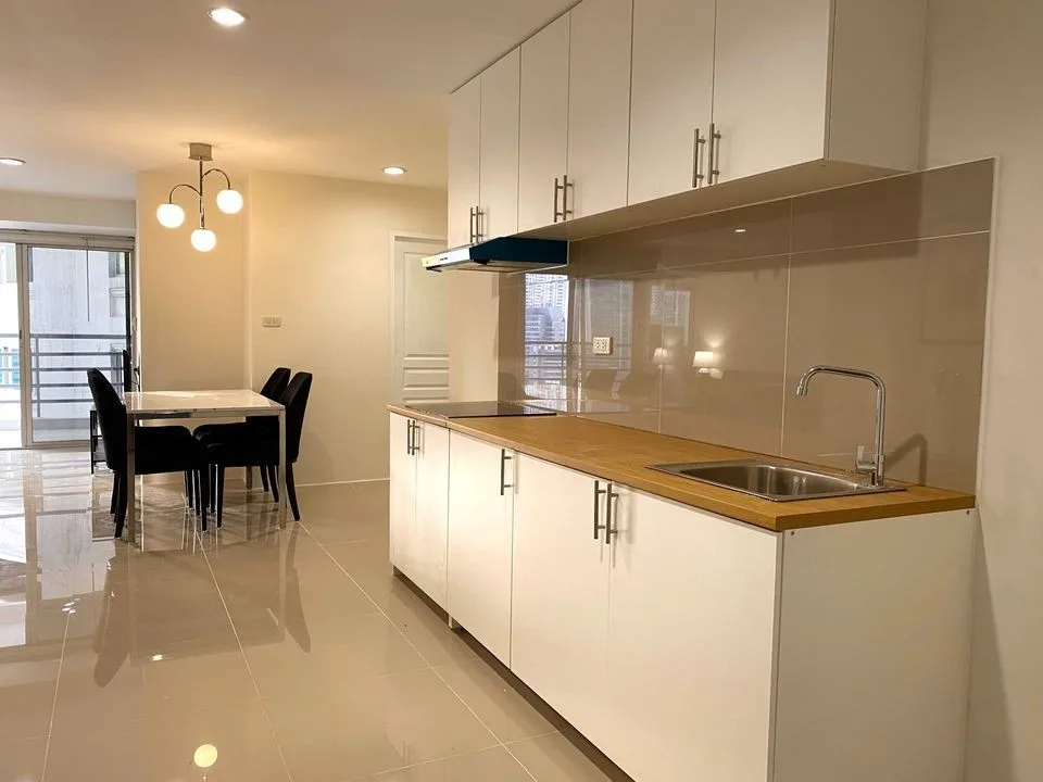 Property photos for The Waterford Diamond