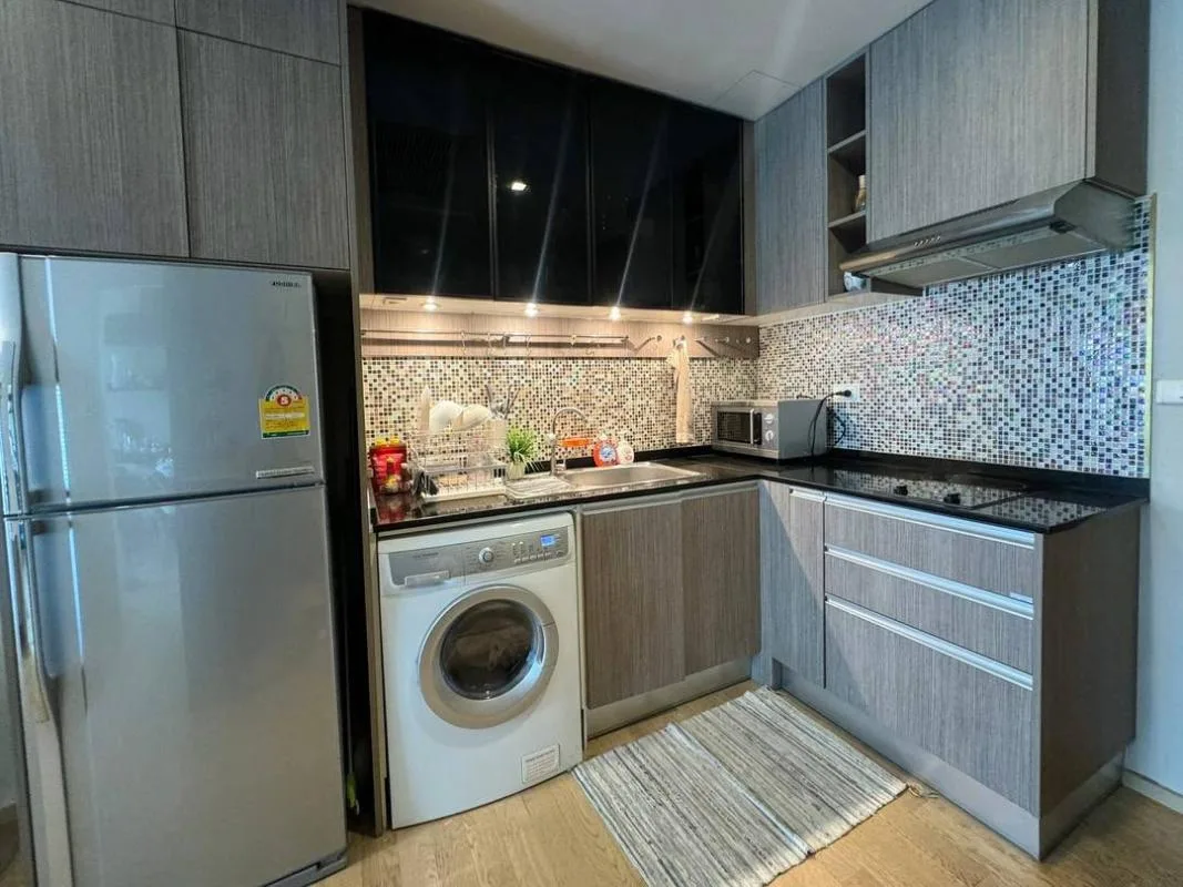 Property photos for Noble Refine
